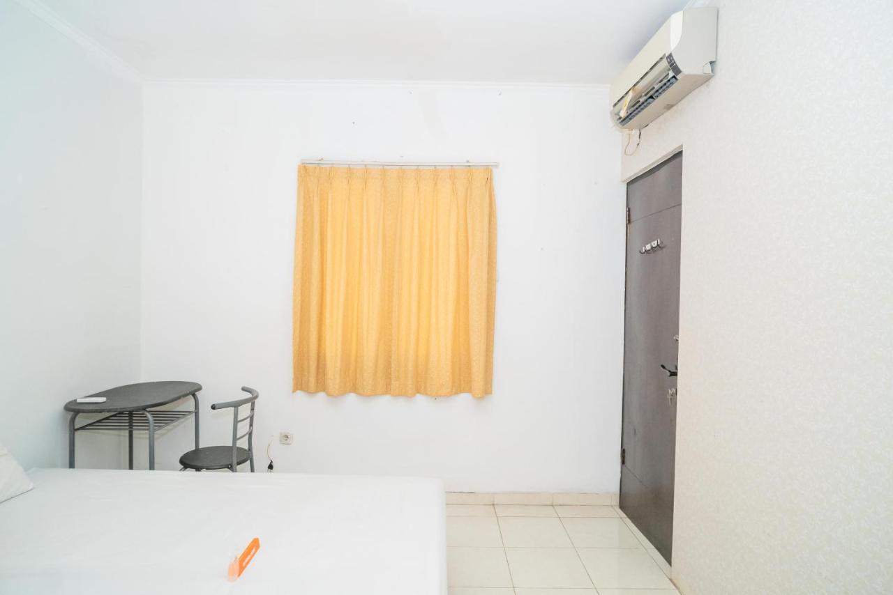 Losmen Family Syariah Bypass Juanda Mitra Reddoorz Brebek Экстерьер фото