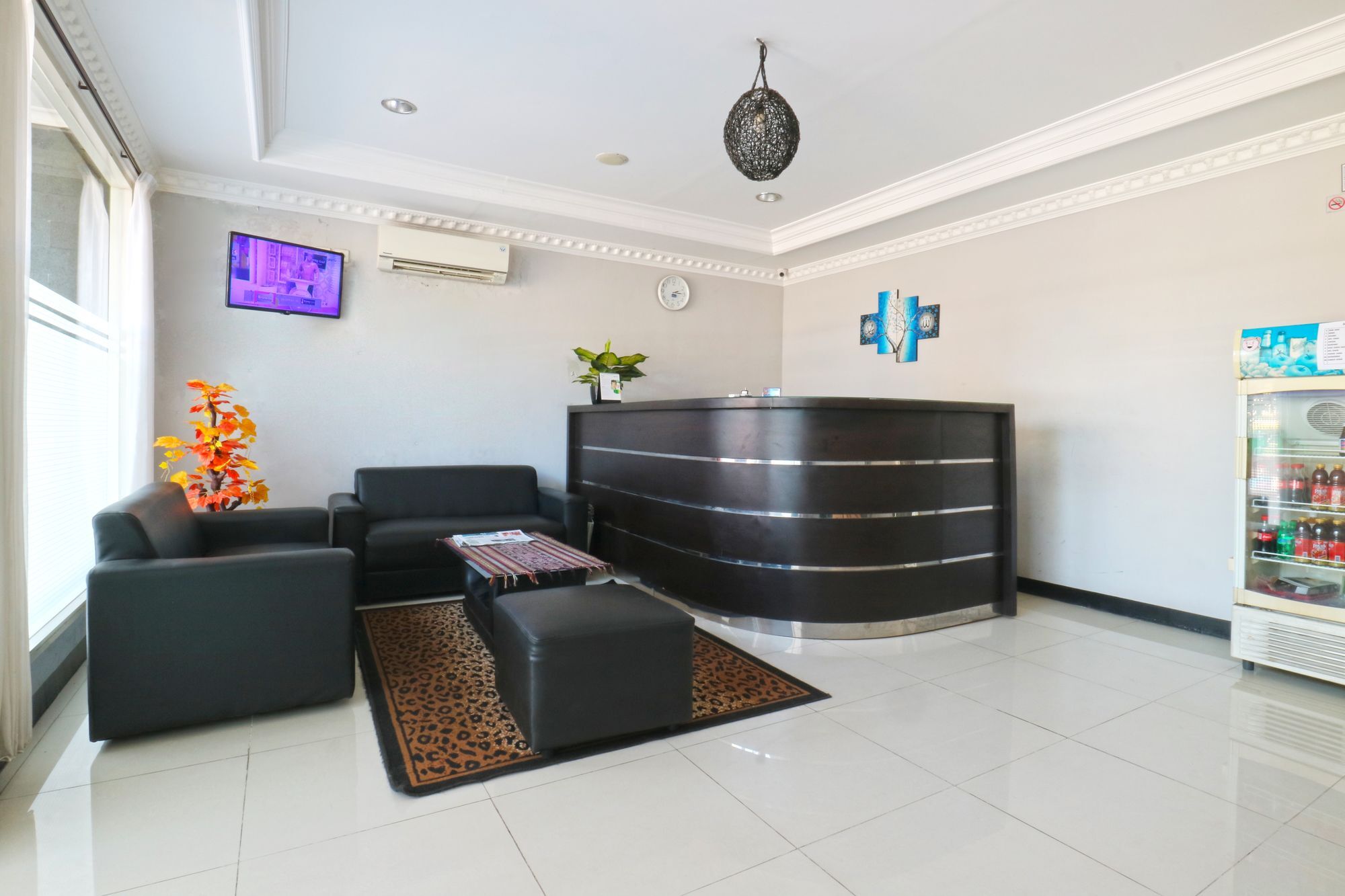 Losmen Family Syariah Bypass Juanda Mitra Reddoorz Brebek Экстерьер фото